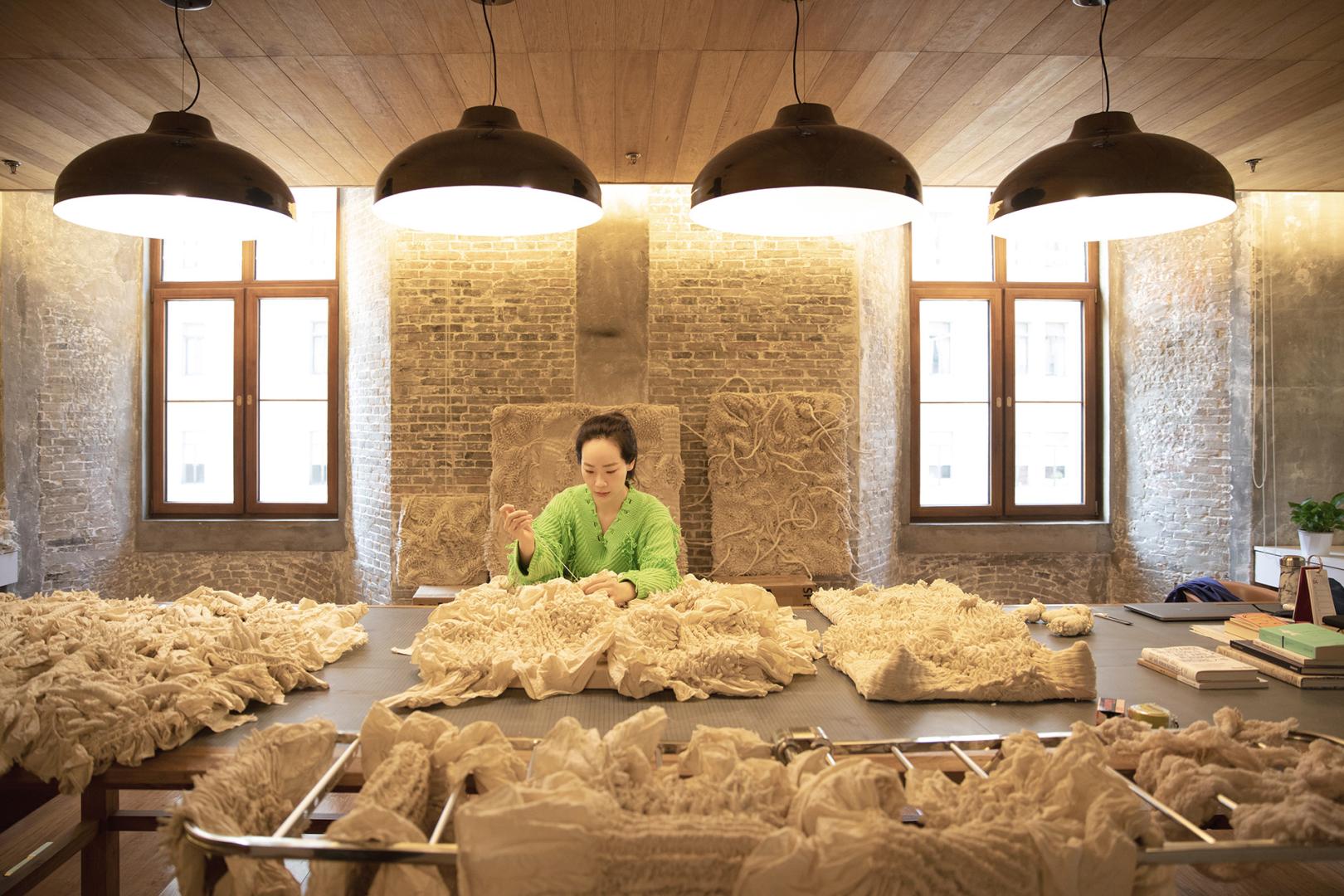 Lin Fanglu @ work
