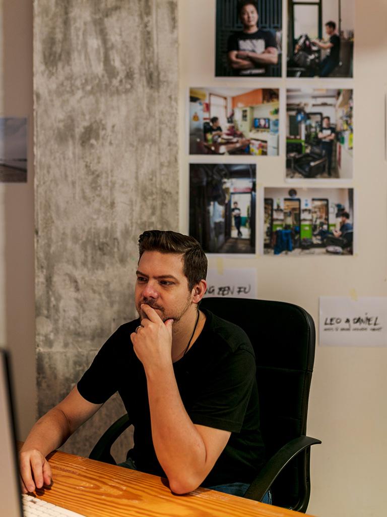 Oliver Oettli @ work