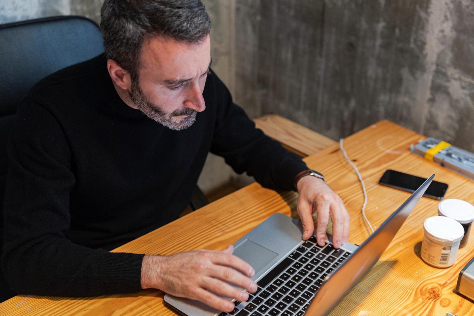 Thomas Canto at work
