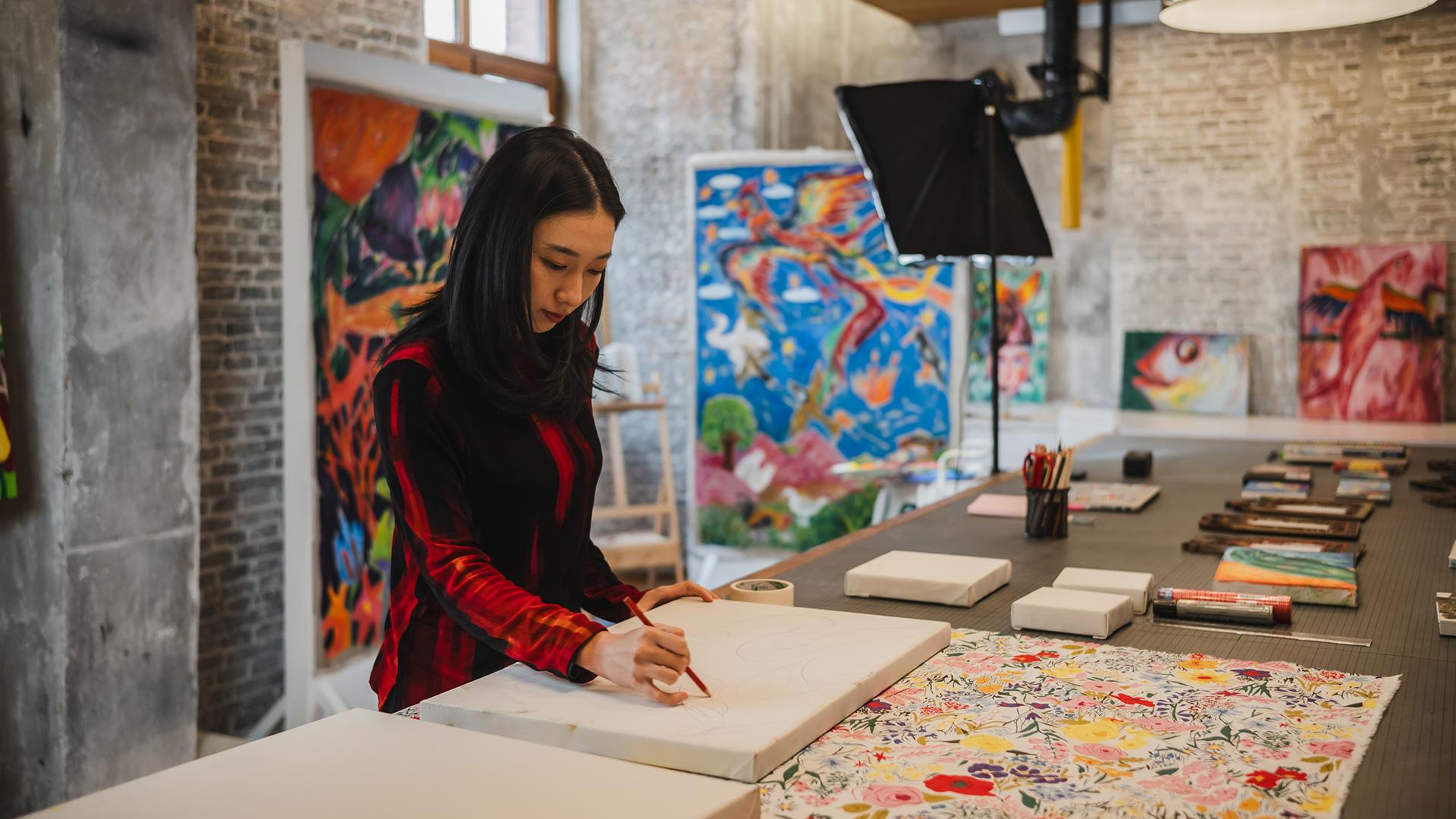 Xie Xuanxuan at work